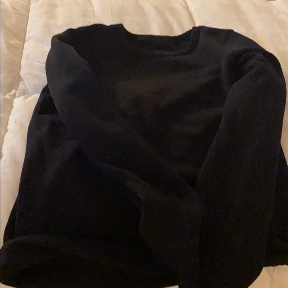 Lululemon sweatshirt
